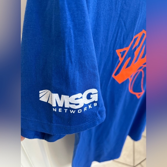 🍁 Nike NY Knicks Tee Shirt NWT.  Men’s Size-L 100% Cotton - Picture 4 of 10